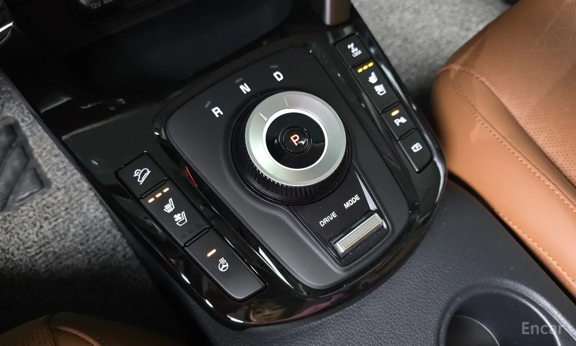 Фото 9 - Kia Seltos