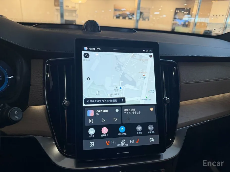 Фото 14 - Volvo XC90