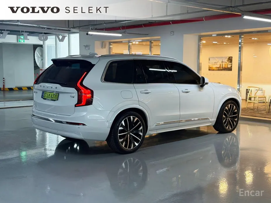 Фото 2 - Volvo XC90