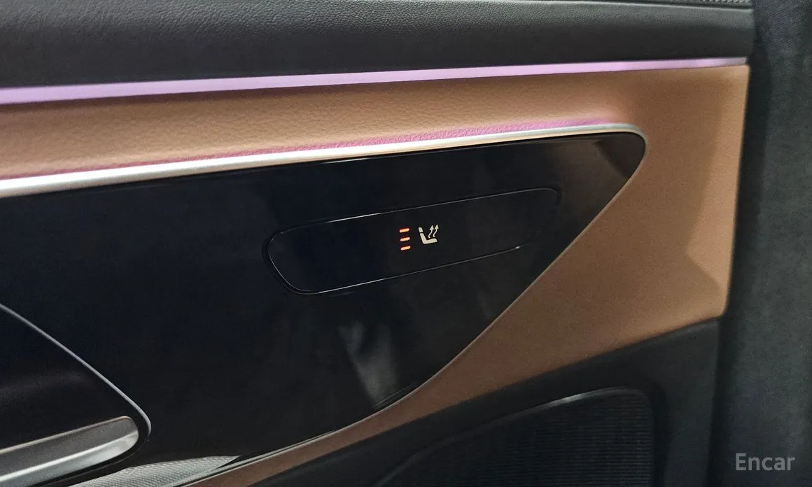 Фото 18 - Mercedes-Benz E-Class