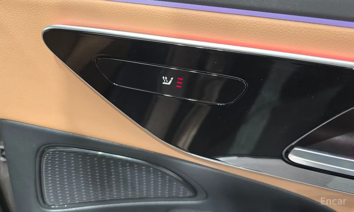 Фото 18 - Mercedes-Benz E-Class