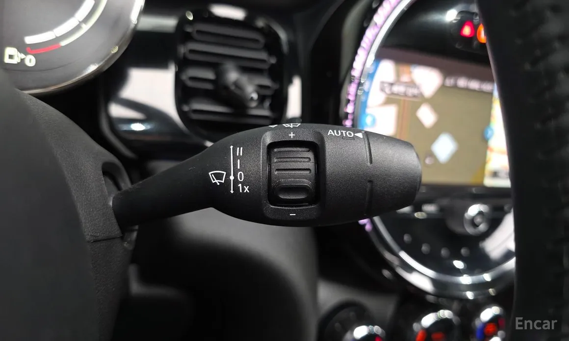 Фото 18 - Mini Cooper Convertible