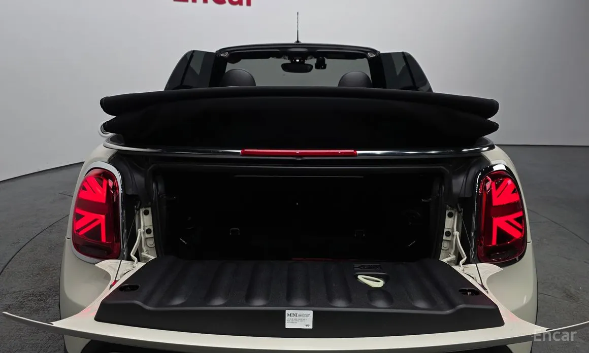 Фото 20 - Mini Cooper Convertible