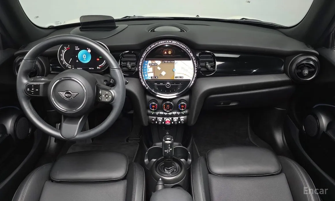 Фото 7 - Mini Cooper Convertible