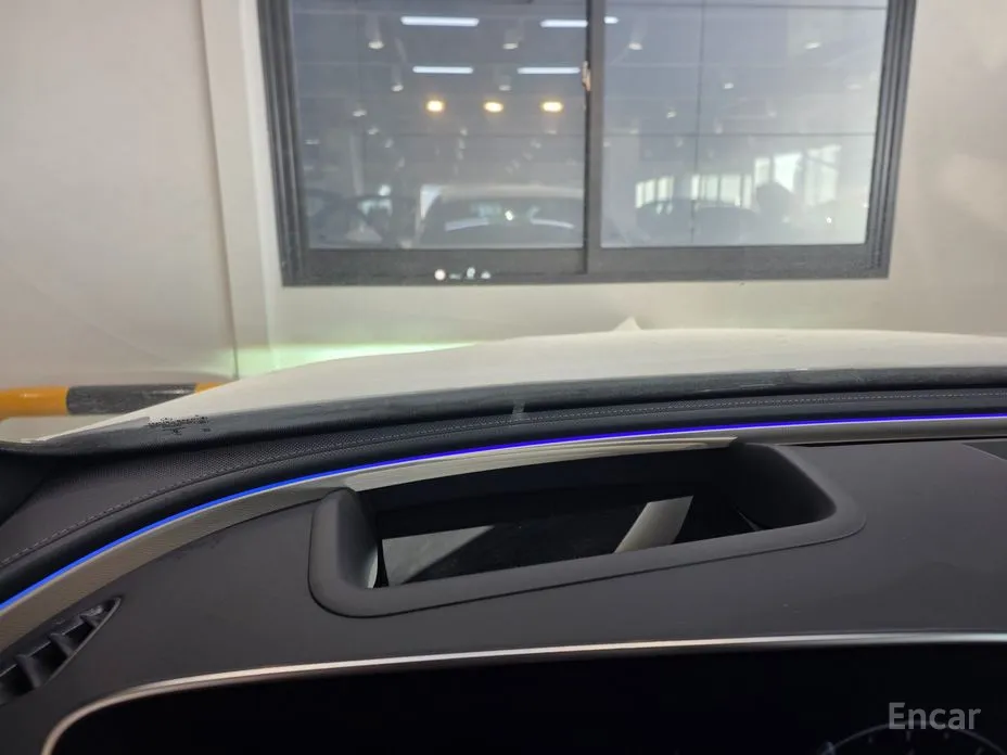 Фото 11 - Mercedes-Benz E-Class