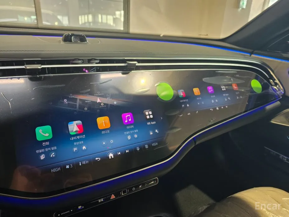 Фото 12 - Mercedes-Benz E-Class