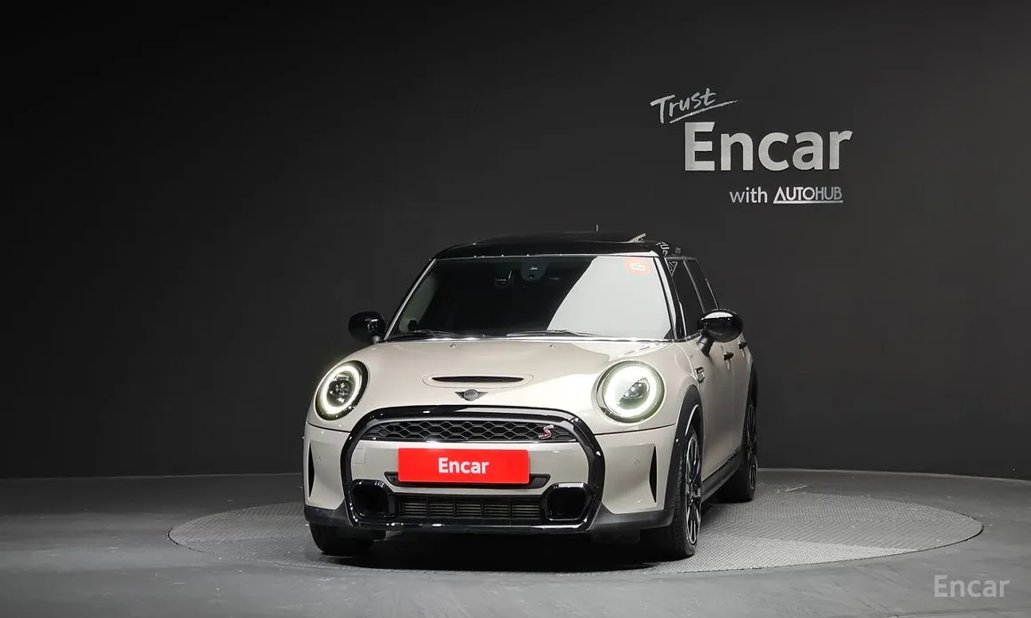 Фото 3 - Mini Cooper