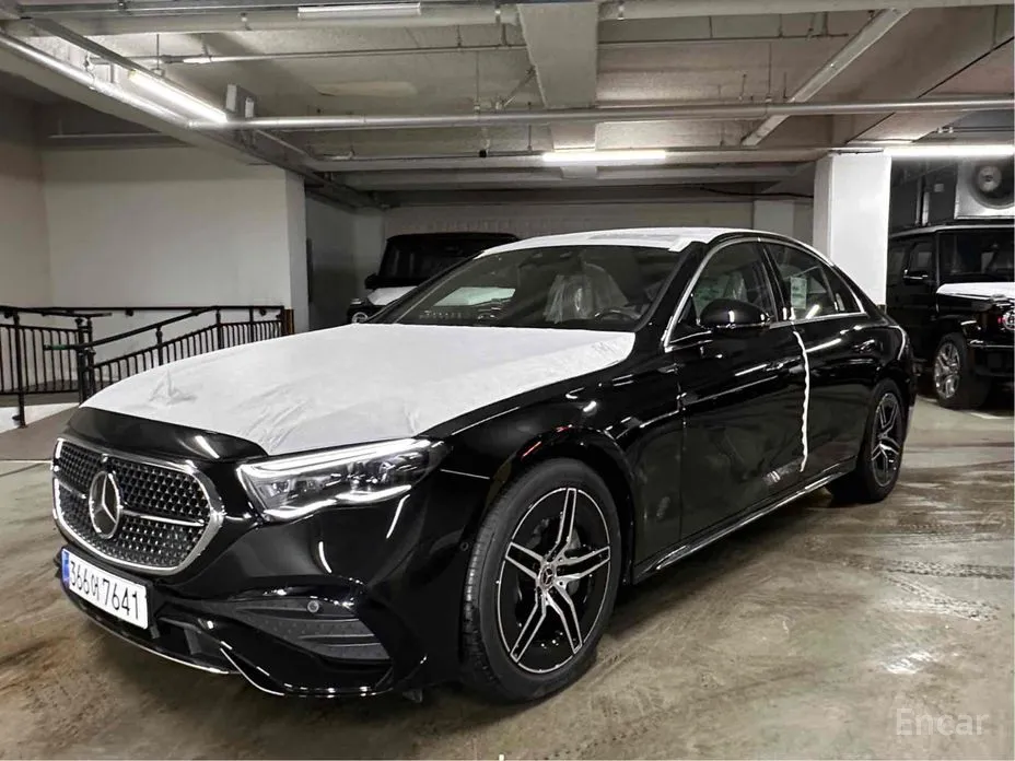 Фото 1 - Mercedes-Benz E-Class