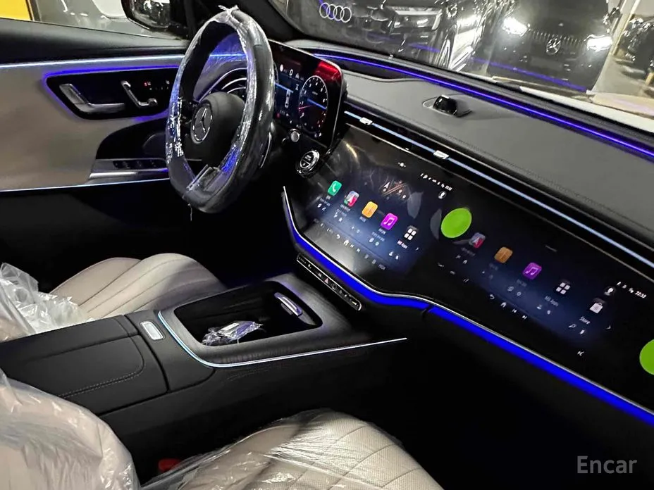 Фото 10 - Mercedes-Benz E-Class