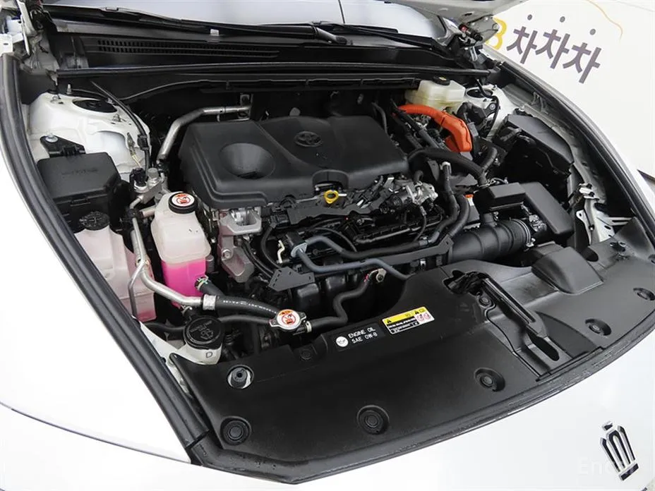 Фото 19 - Toyota Crown