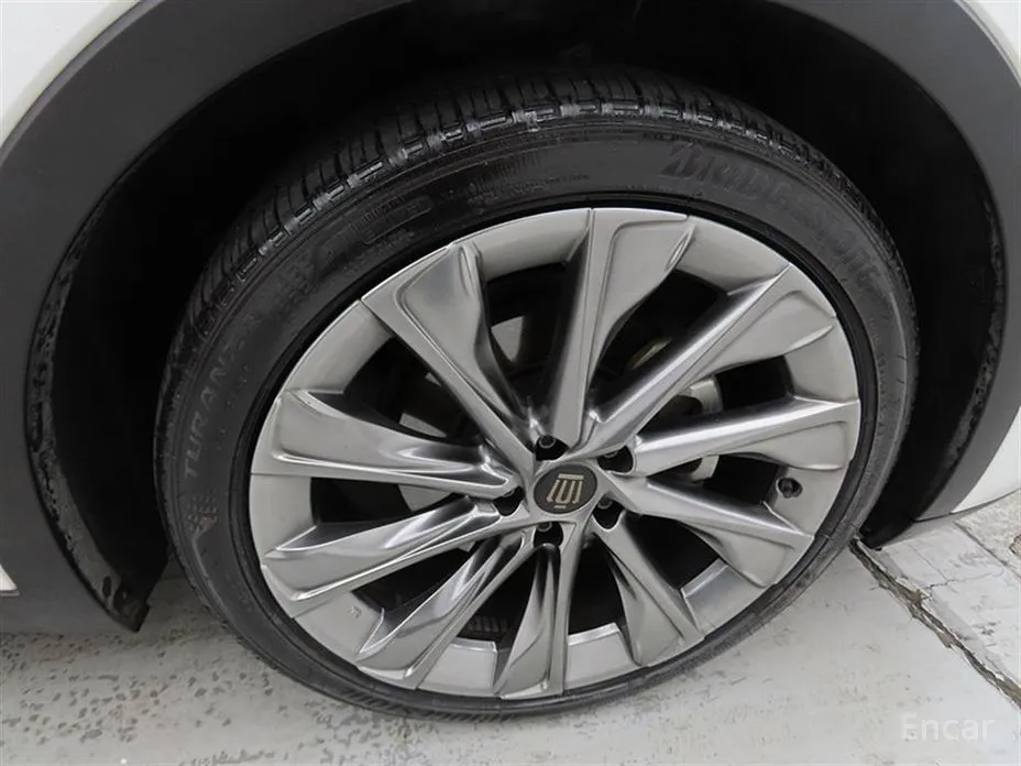 Фото 20 - Toyota Crown