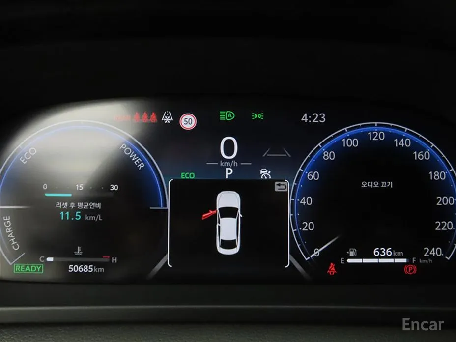 Фото 8 - Toyota Crown