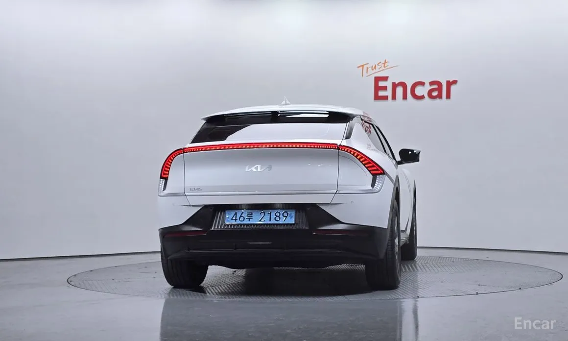 Фото 4 - Kia EV6