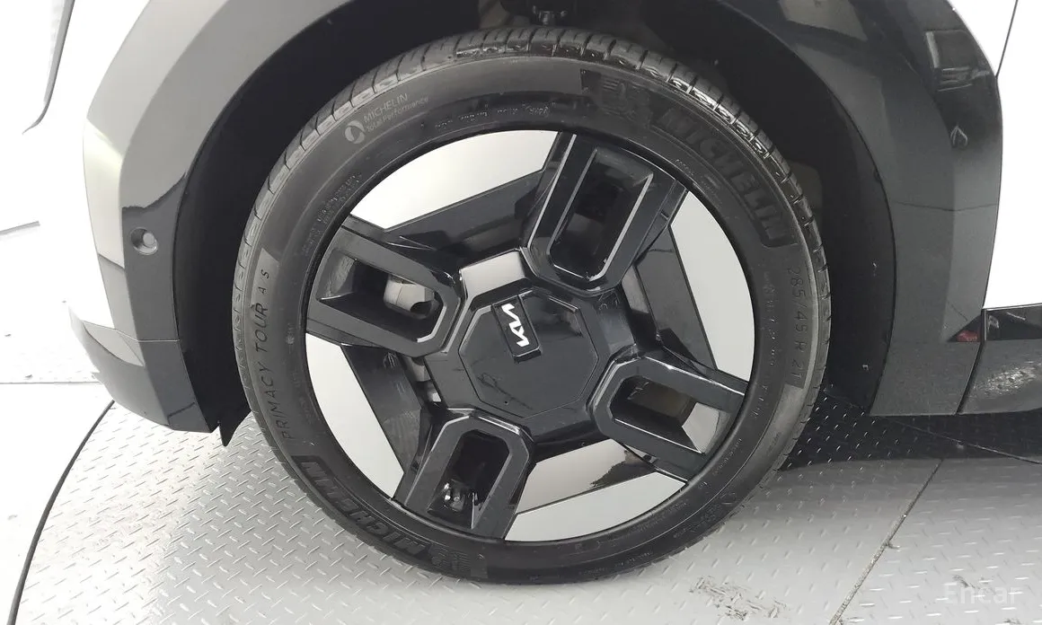 Фото 5 - Kia EV9