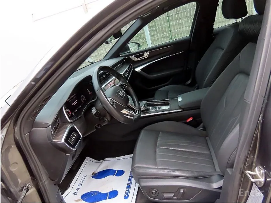 Фото 4 - Audi A6