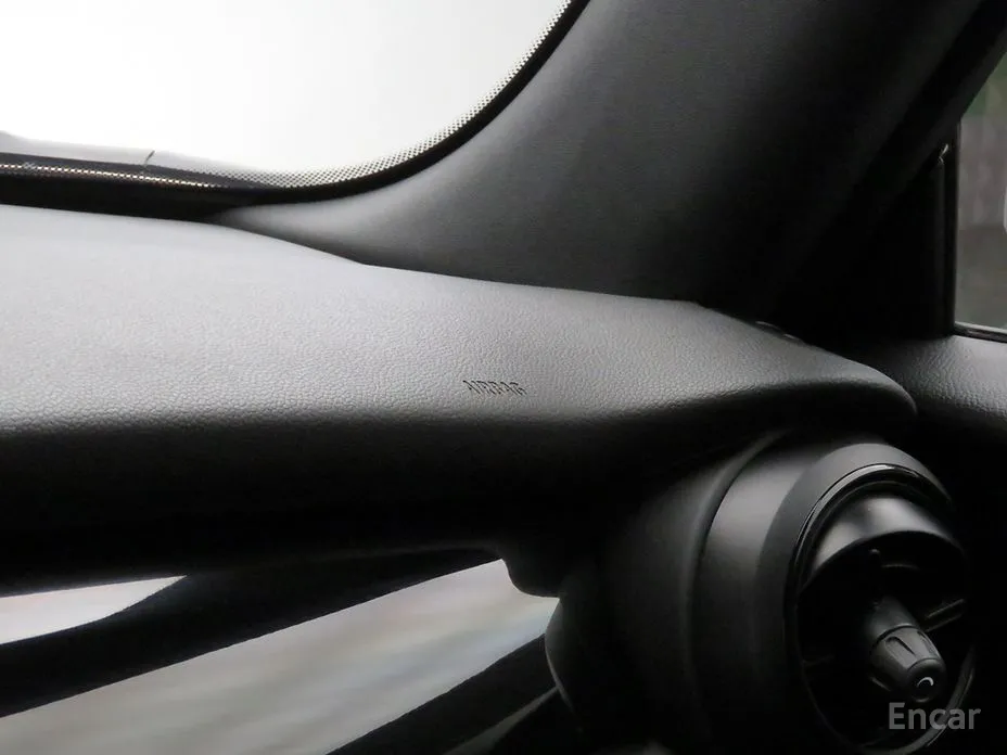 Фото 15 - Mini Cooper Convertible