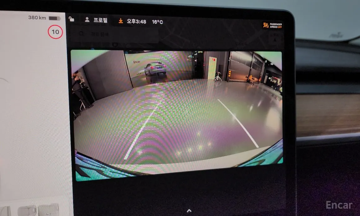 Фото 14 - Tesla Model 3