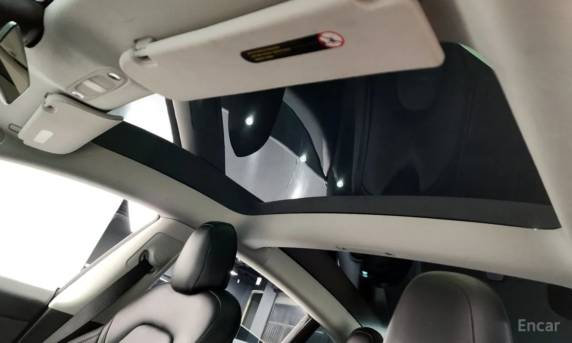 Фото 19 - Tesla Model 3