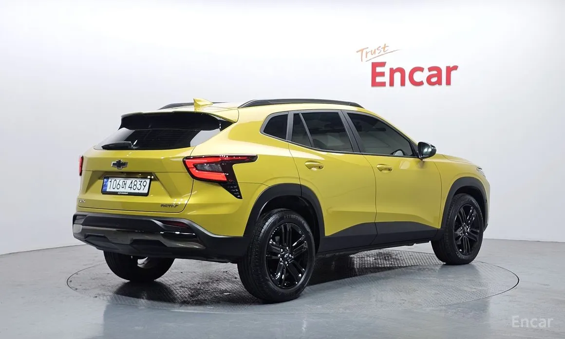 Фото 2 - Chevrolet Trax