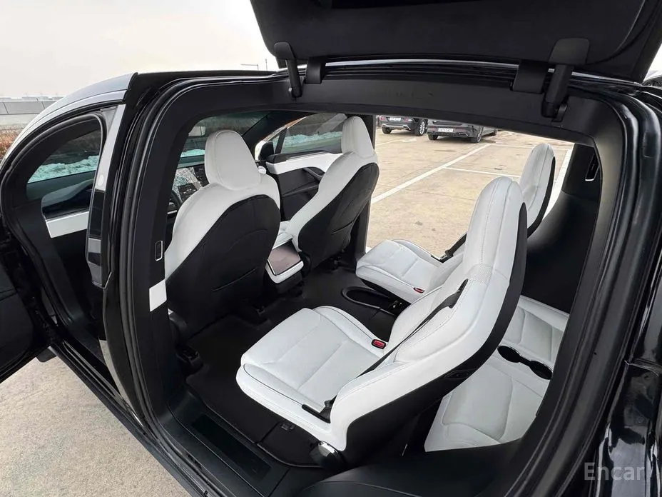 Фото 15 - Tesla Model X