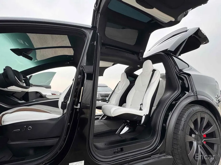 Фото 17 - Tesla Model X