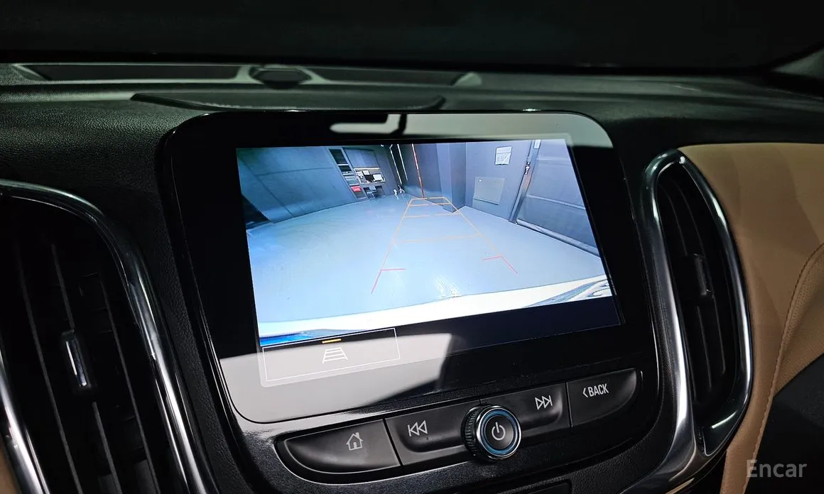 Фото 16 - Chevrolet Equinox