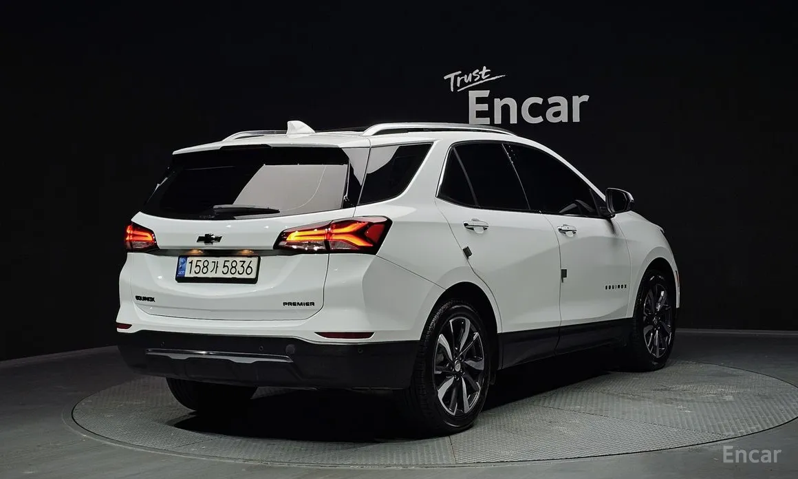 Фото 2 - Chevrolet Equinox