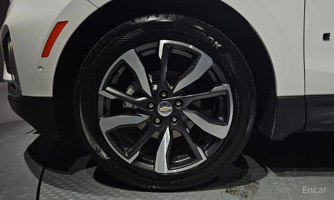 Фото 5 - Chevrolet Equinox