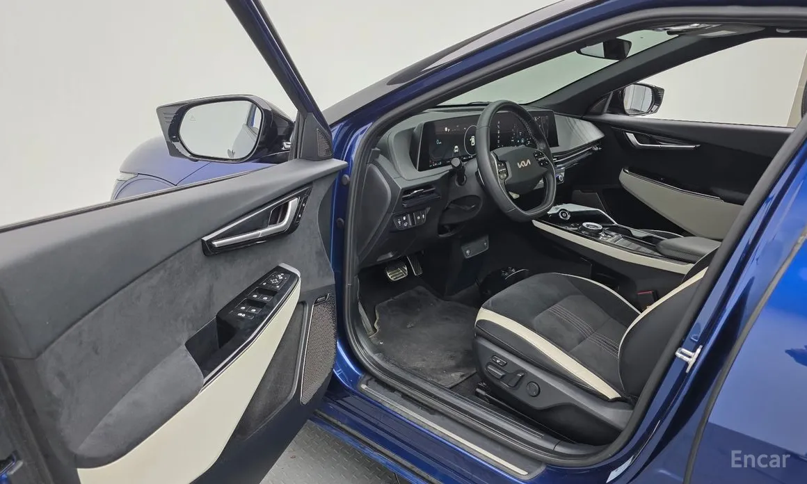 Фото 10 - Kia EV6