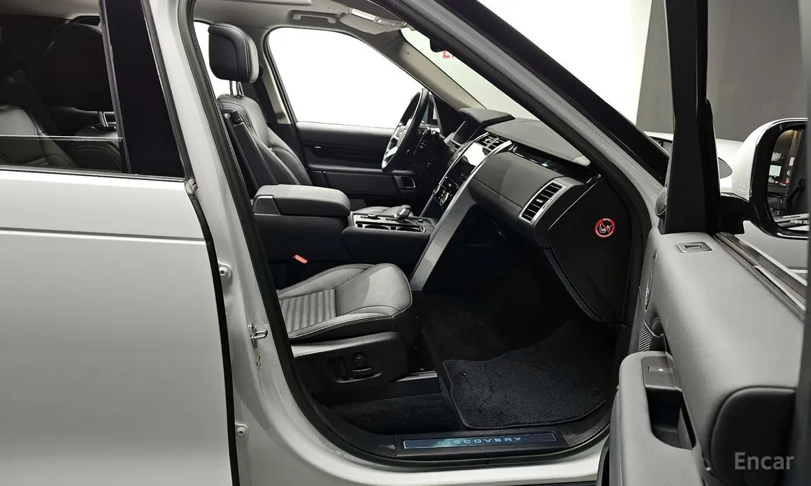 Фото 11 - Land Rover Discovery