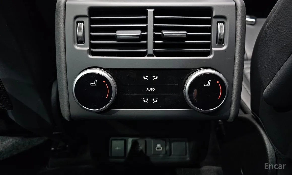 Фото 19 - Land Rover Discovery