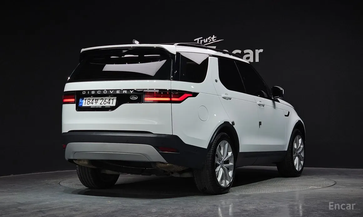 Фото 2 - Land Rover Discovery