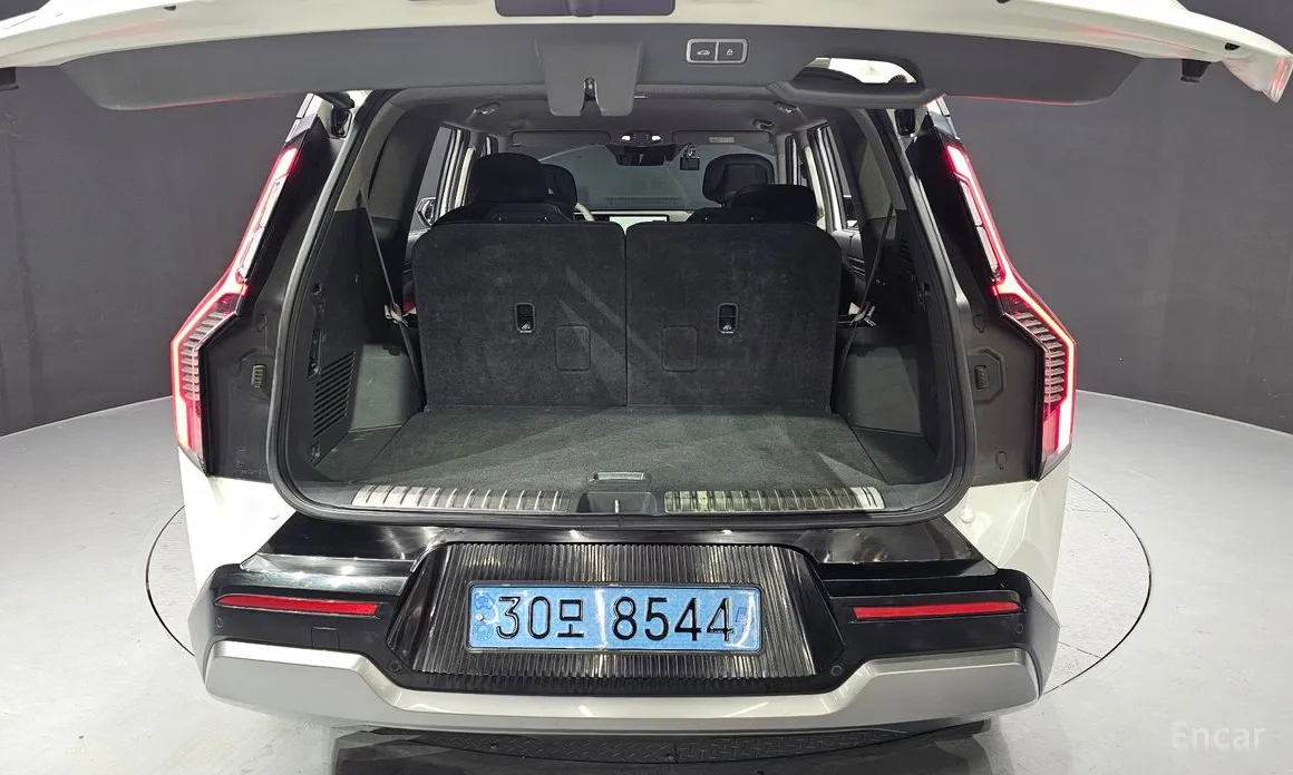 Фото 20 - Kia EV9