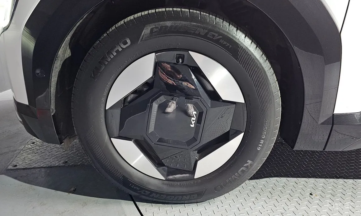 Фото 5 - Kia EV9