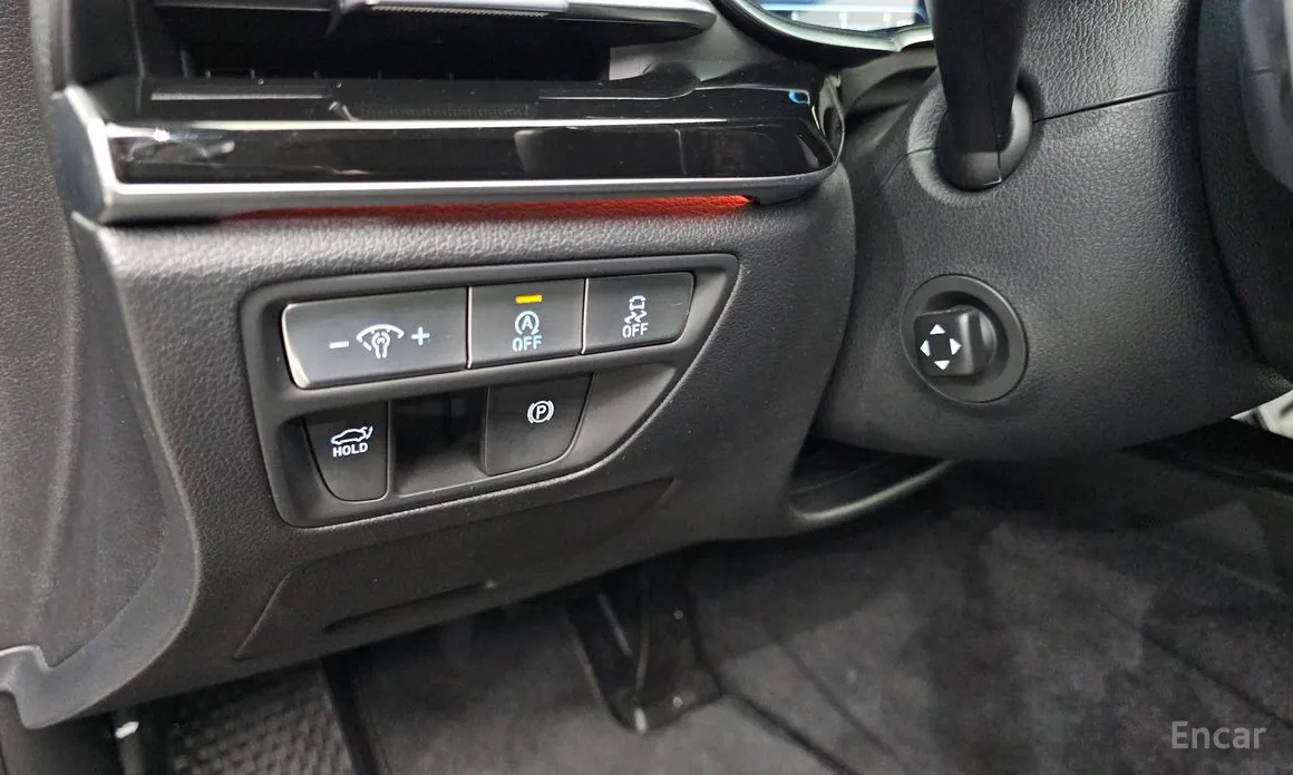 Фото 12 - Genesis G80