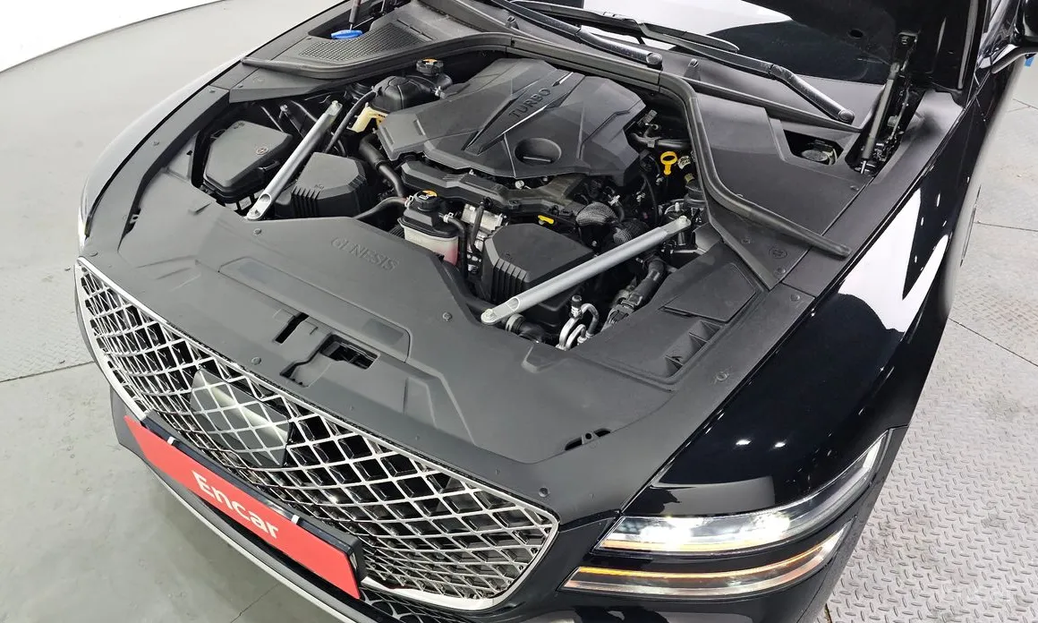 Фото 6 - Genesis G80