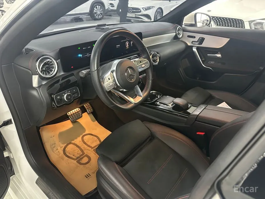 Фото 14 - Mercedes-Benz CLA-Class