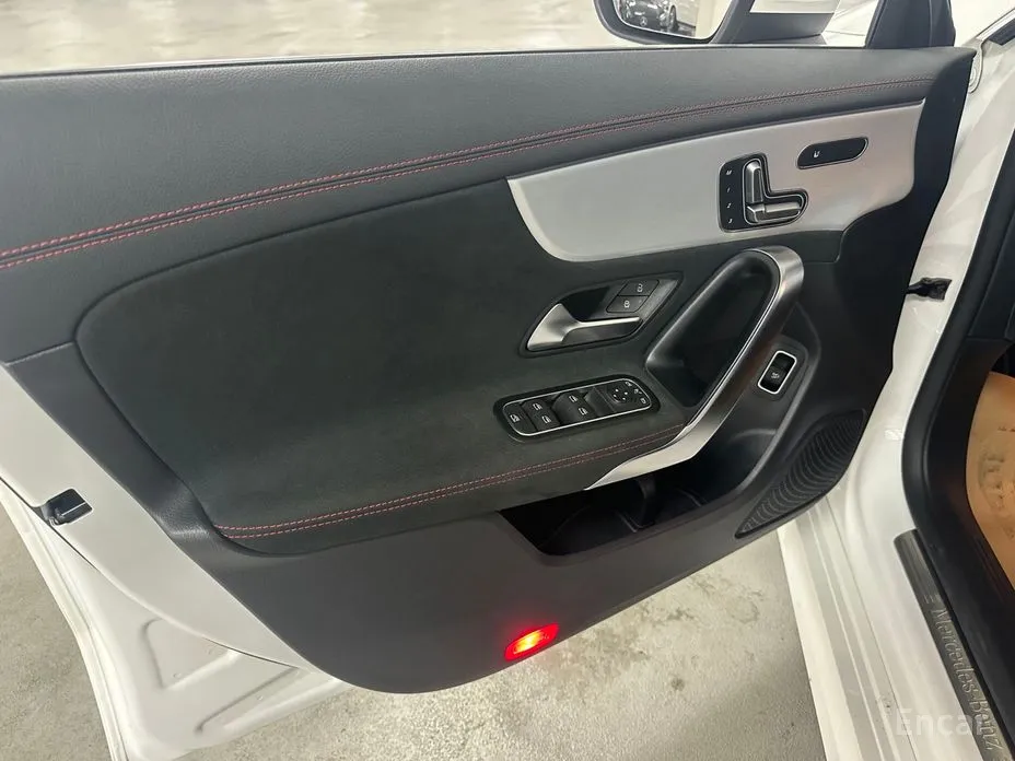 Фото 15 - Mercedes-Benz CLA-Class