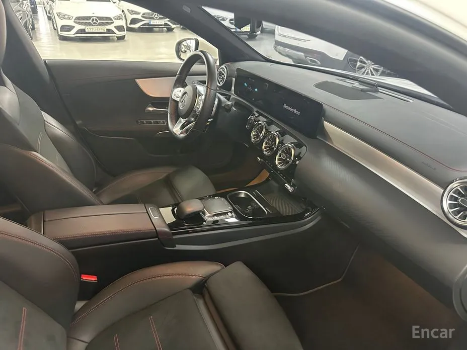 Фото 9 - Mercedes-Benz CLA-Class