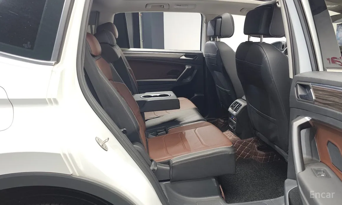 Фото 13 - Volkswagen Tiguan