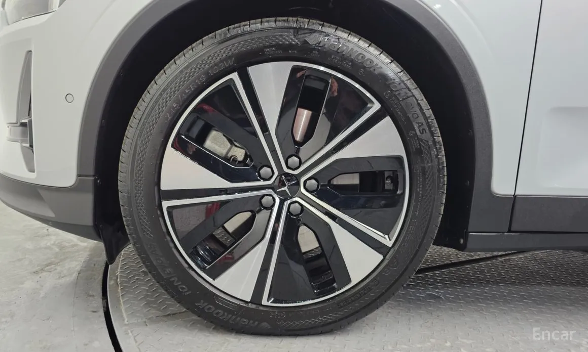 Фото 5 - Polestar 2