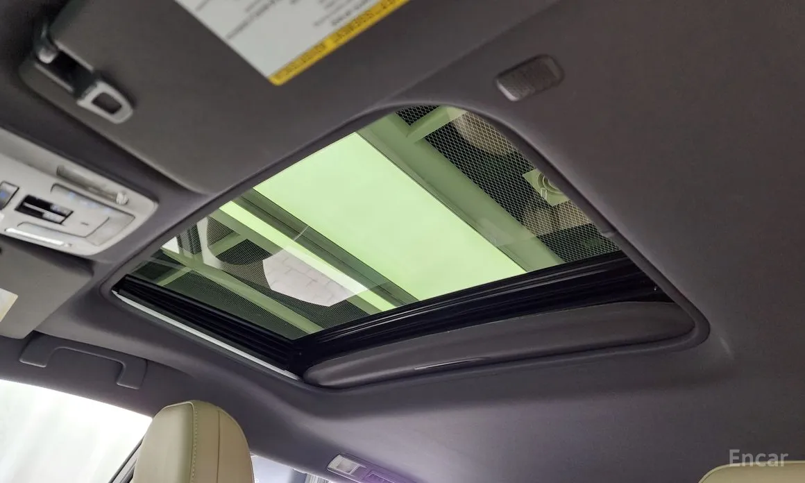 Фото 19 - Toyota Sienna