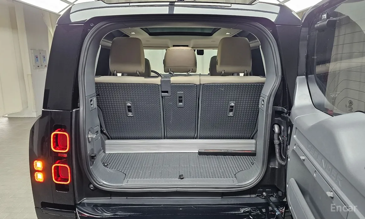 Фото 20 - Land Rover Defender