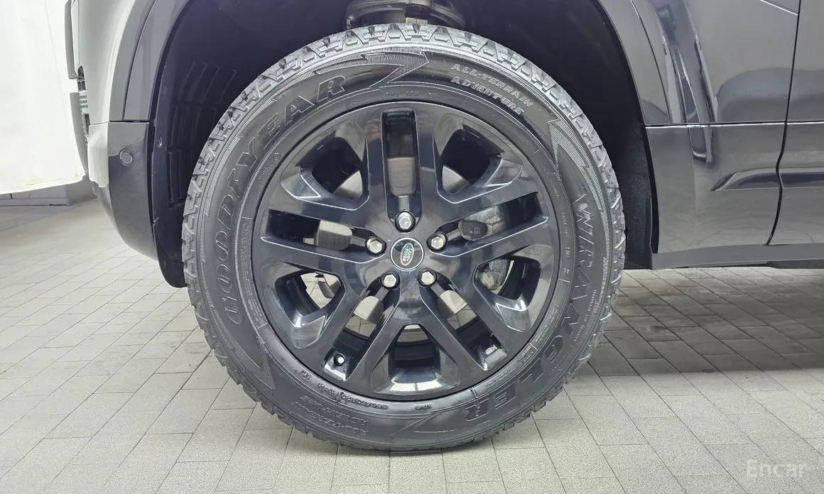 Фото 5 - Land Rover Defender