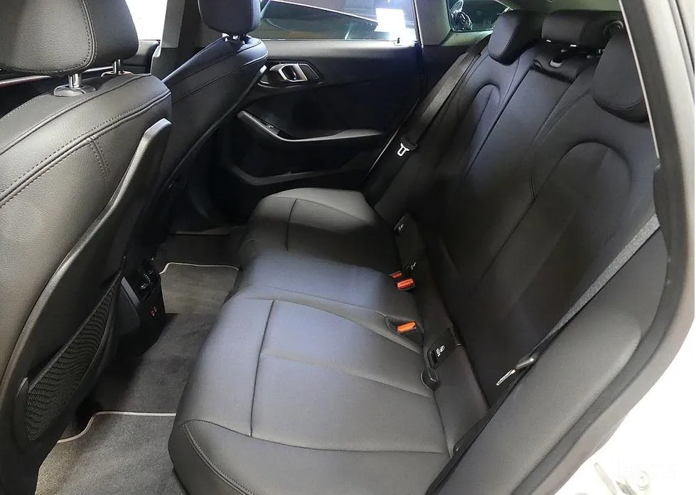 Фото 19 - BMW 2 Series