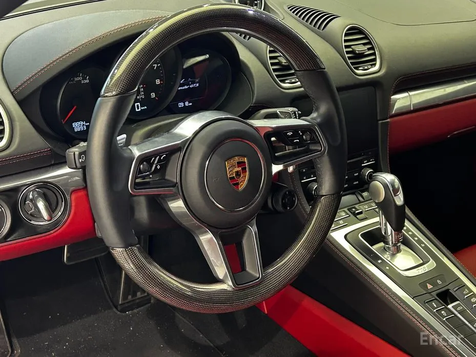 Фото 4 - Porsche 718