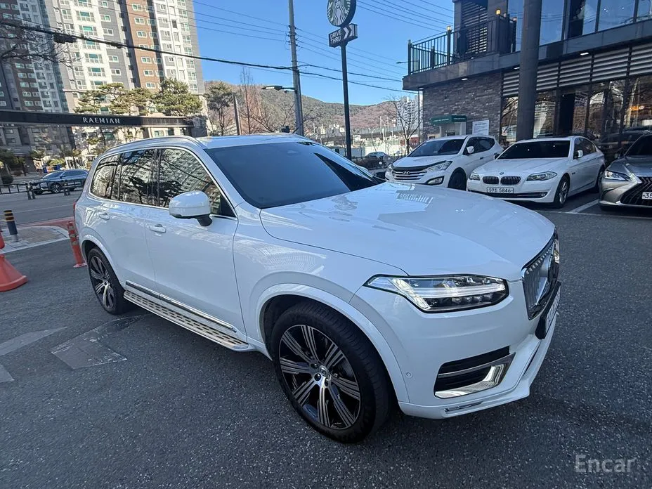 Фото 3 - Volvo XC90