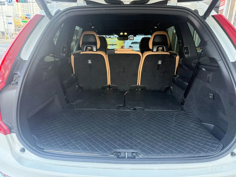 Фото 6 - Volvo XC90