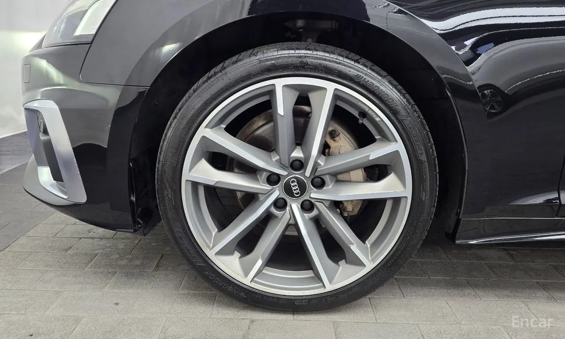 Фото 5 - Audi A5