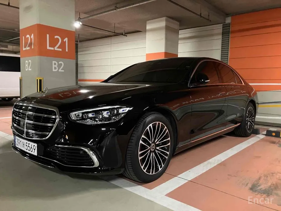 Фото 9 - Mercedes-Benz S-Class